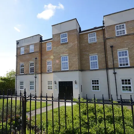 The Station Apartment- A Stunning Space, Close To The Centre * York